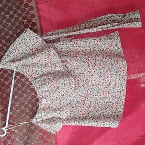 3/$30 Zara Basic One Shoulder Floral Blouse Sz M